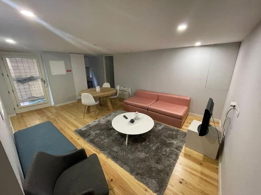 Torrinha'S Backyard Apartment Porto Luaran gambar
